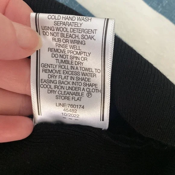 Portmans - Black Frill Sleeved Top - Size Large - Picture 6 of 6